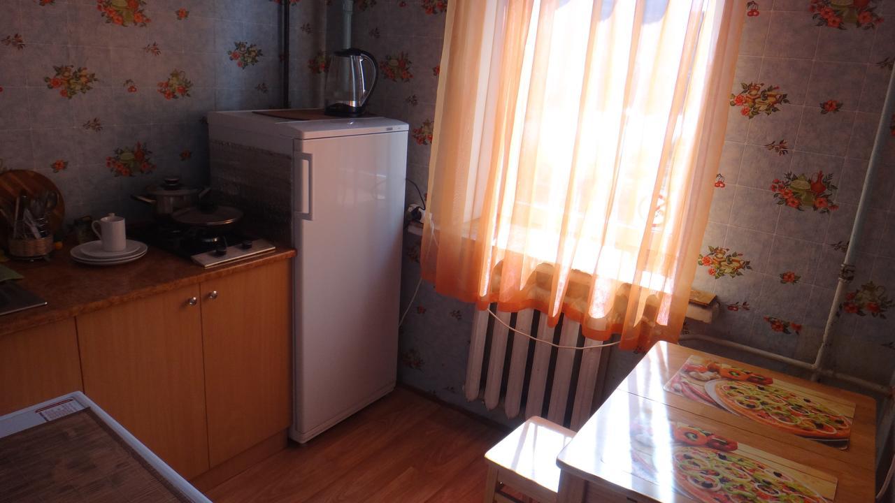 Apartment Near The Central Railway Station Kiev Buitenkant foto