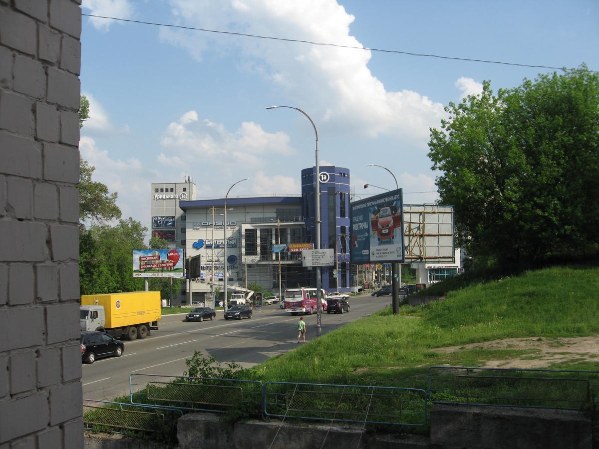 Apartment Near The Central Railway Station Kiev Buitenkant foto